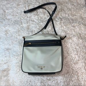 MICHAEL KORS CROSS BAG